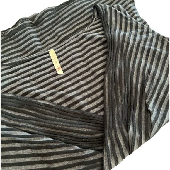 Olivia Moon Tank Tee S-L - Picture 4 of 5